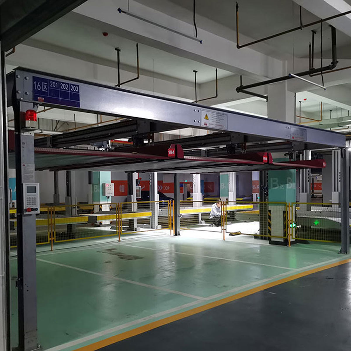 貢山兩柱式機械式立體車庫出租